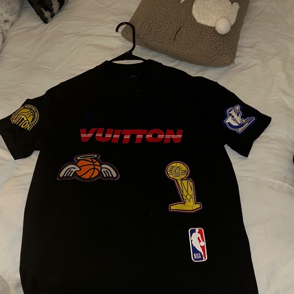 LOUIS VUITTON X NBA Multi Logo Black T-Shirt M - Picture 2 of 3